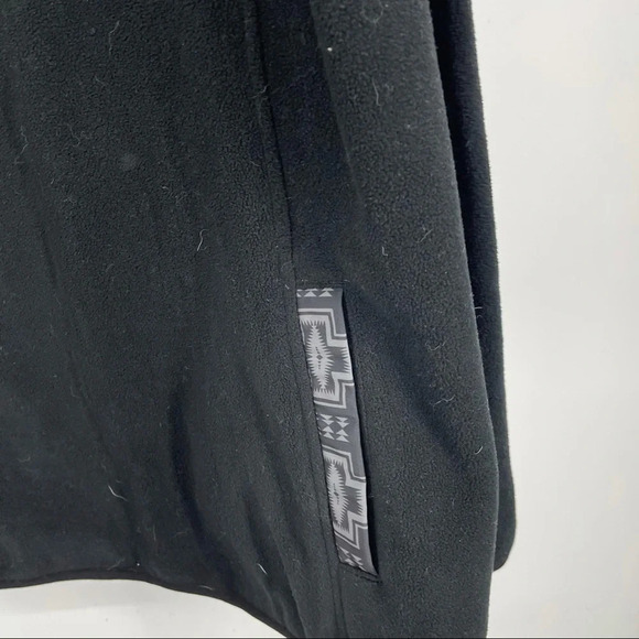 Pendleton black fleece pullover w pattern trim M - Picture 5 of 5